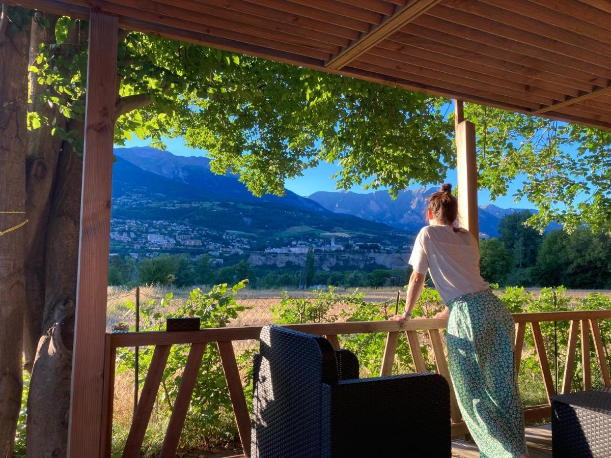 Camping Les Grillons Hotel Embrun Kültér fotó