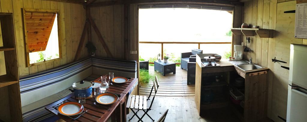 Camping Les Grillons Hotel Embrun Kültér fotó